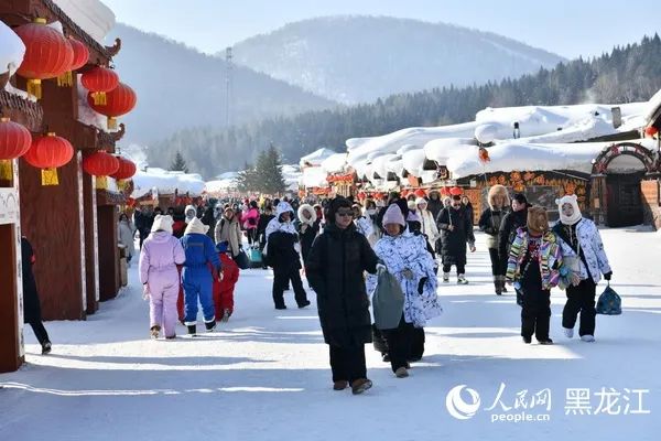 九游体育：冰雪经济“再升腾”冬季龙江“更火热”(图1)